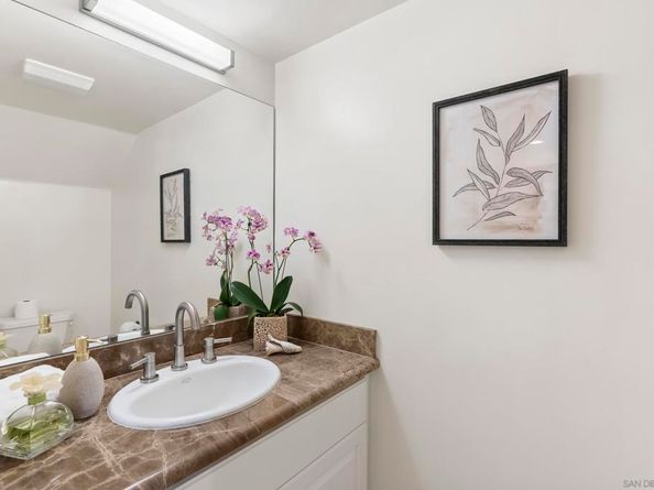 7520 Draper Ave 3, La Jolla CA 92037