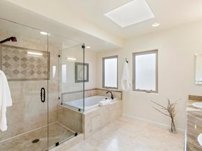 7520 Draper Ave 3, La Jolla CA 92037