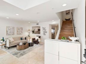 7520 Draper Ave 3, La Jolla CA 92037