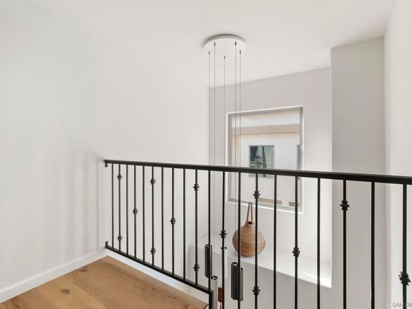 7520 Draper Ave 3, La Jolla CA 92037