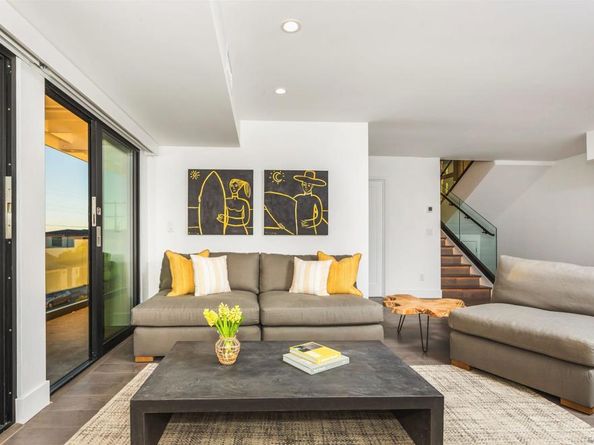 5527 Calumet Ave, La Jolla CA 92037