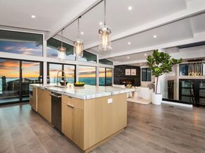 5527 Calumet Ave, La Jolla CA 92037