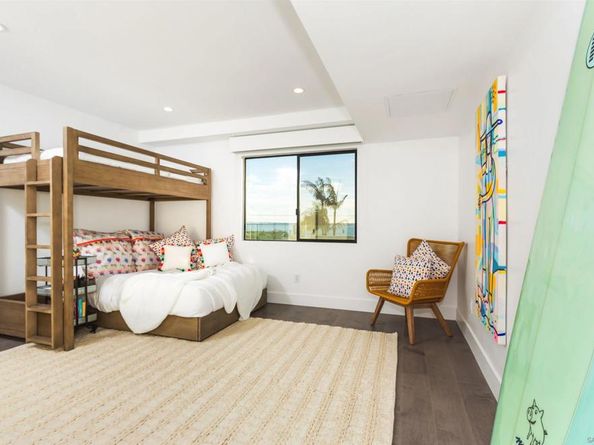 5527 Calumet Ave, La Jolla CA 92037