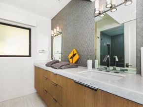 5527 Calumet Ave, La Jolla CA 92037