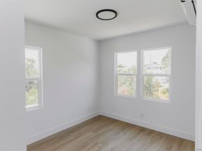 1028 30 Lincoln Ave, San Diego CA 92103