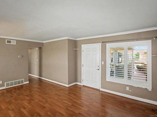 5511 Adelaide Ave 29, San Diego CA 92115