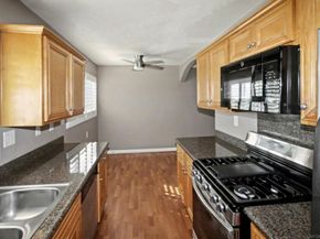 5511 Adelaide Ave 29, San Diego CA 92115