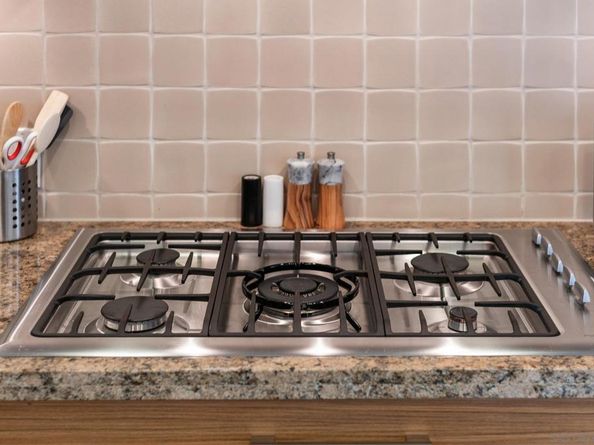 1431 Pacific Hwy 410, San Diego CA 92101