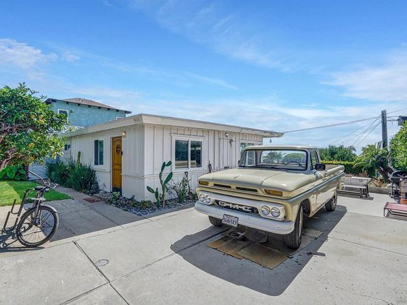 900 Cornish Dr, Encinitas CA 92024