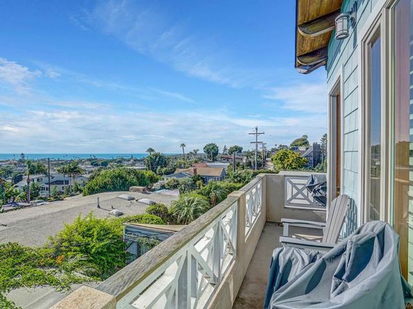 900 Cornish Dr, Encinitas CA 92024