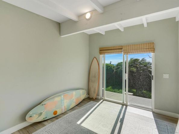 900 Cornish Dr, Encinitas CA 92024