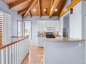 900 Cornish Dr, Encinitas CA 92024