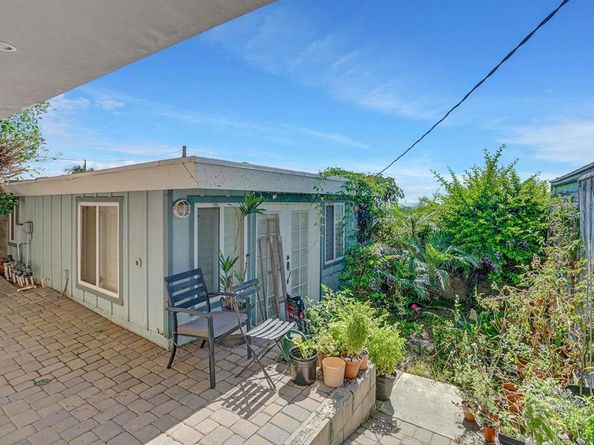 900 Cornish Dr, Encinitas CA 92024