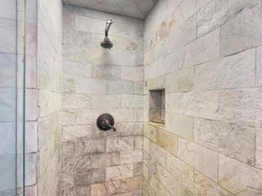 900 Cornish Dr, Encinitas CA 92024