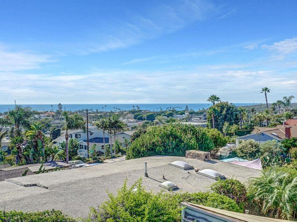 900 Cornish Dr, Encinitas CA 92024