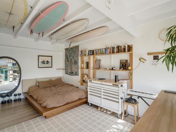 900 Cornish Dr, Encinitas CA 92024