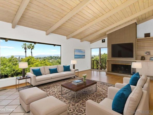 1421 Rincon Rd, Escondido CA 92025