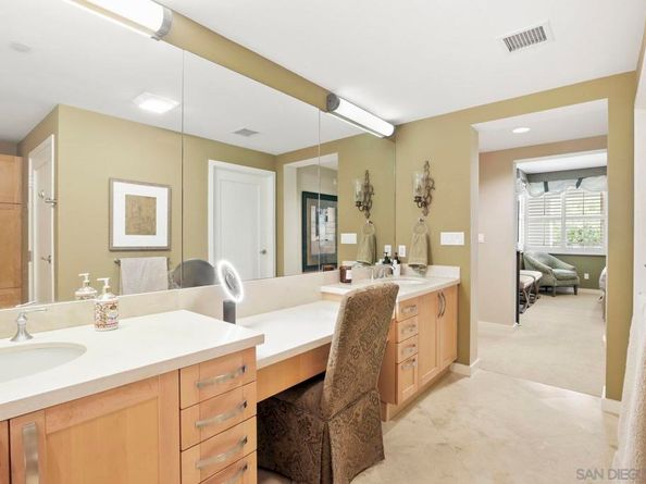 5460 La Jolla Blvd G202, La Jolla CA 92037