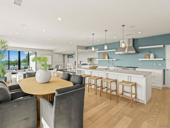 1505 Loring St, San Diego CA 92109