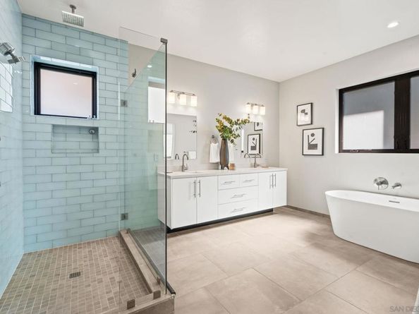 1505 Loring St, San Diego CA 92109