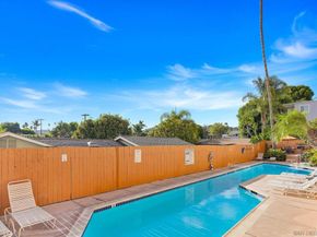 4730 Noyes ST 106, San Diego CA 92109