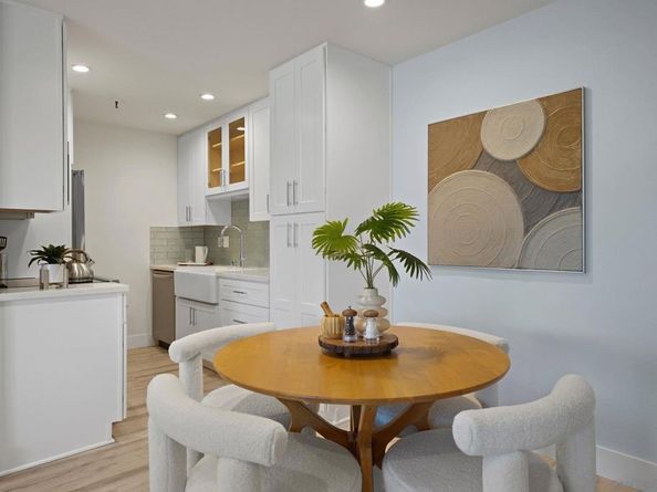 4730 Noyes ST 106, San Diego CA 92109