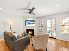 3961 Hortensia St H4, San Diego CA 92110