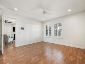 3961 Hortensia St H4, San Diego CA 92110