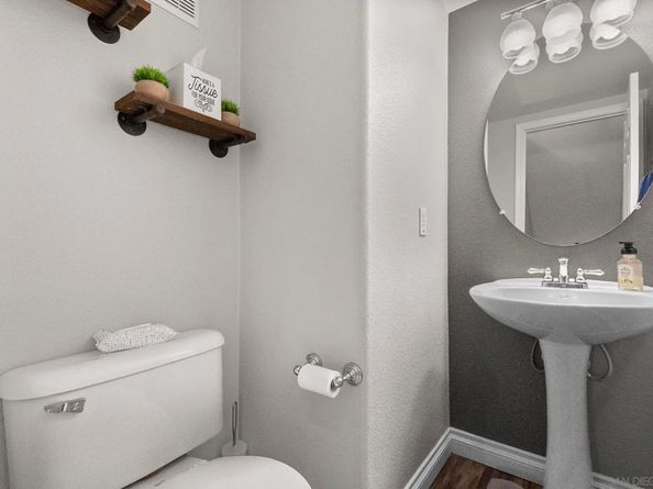 10240 Daybreak Ln 2, Santee CA 92071