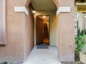 10240 Daybreak Ln 2, Santee CA 92071