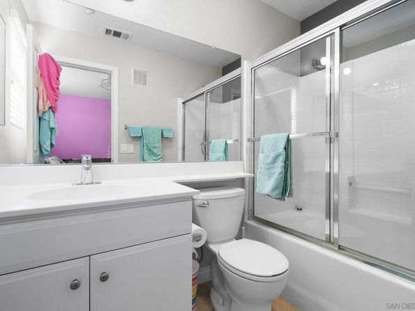 10240 Daybreak Ln 2, Santee CA 92071