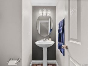 10240 Daybreak Ln 2, Santee CA 92071