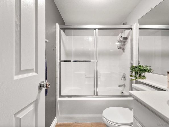 10240 Daybreak Ln 2, Santee CA 92071