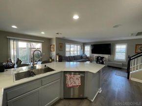 843 Caminito Las Olas, Chula Vista CA 91911