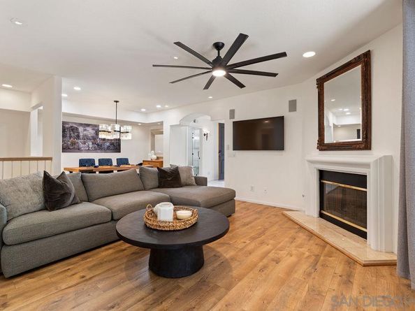 2842 Torrey Pines Rd, La Jolla CA 92037