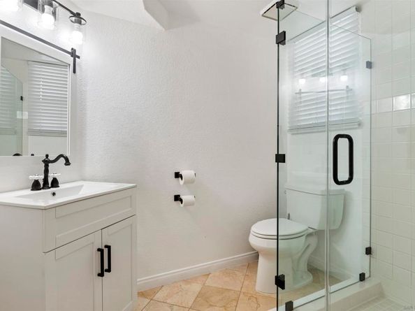 2842 Torrey Pines Rd, La Jolla CA 92037