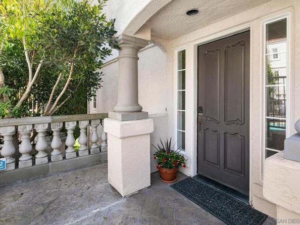 2842 Torrey Pines Rd, La Jolla CA 92037