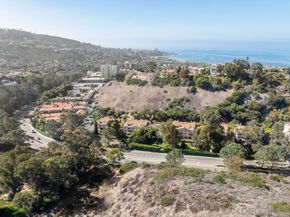 2842 Torrey Pines Rd, La Jolla CA 92037