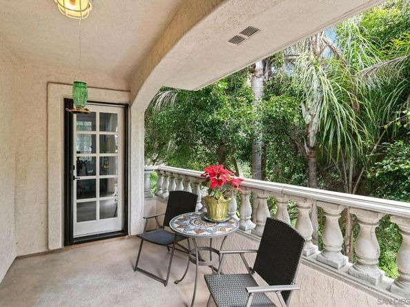 2842 Torrey Pines Rd, La Jolla CA 92037