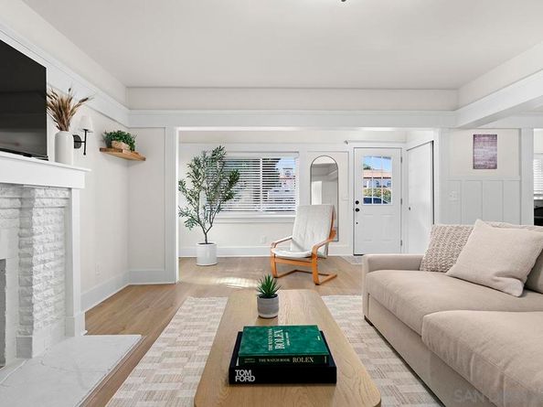 311 B Ave, Coronado CA 92118