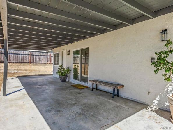 4137 Alana Cir N, Oceanside CA 92056