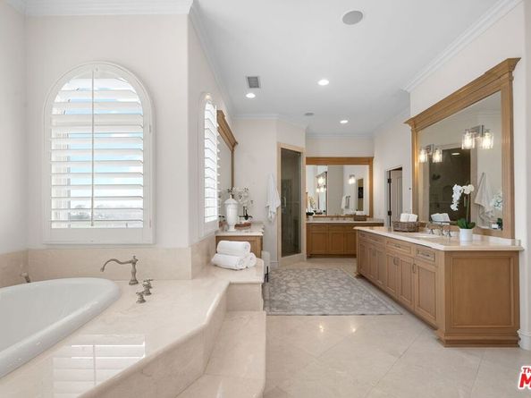 6015 Galahad Road, Malibu CA 90265