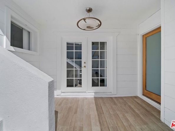 11689 Picturesque Drive, Studio City CA 91604