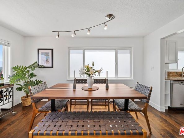 11689 Picturesque Drive, Studio City CA 91604
