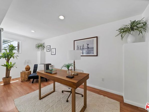 11689 Picturesque Drive, Studio City CA 91604