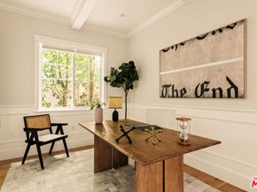 15123 Camarillo Street, Sherman Oaks CA 91403