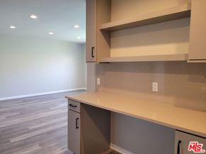 1222 Princeton Street 10, Santa Monica CA 90404