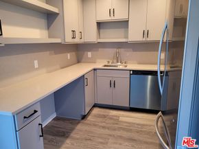 1222 Princeton Street 10, Santa Monica CA 90404