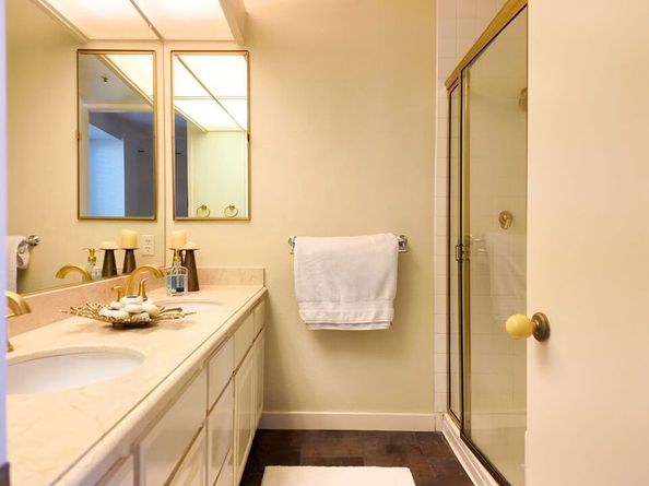 2131 Century Park Lane 301, Los Angeles CA 90067