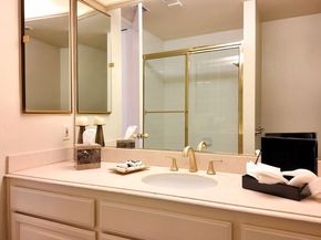 2131 Century Park Lane 301, Los Angeles CA 90067